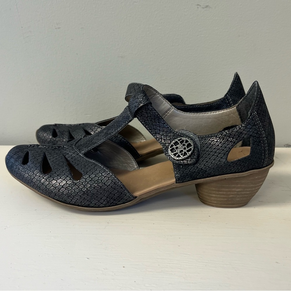 NWT Rieker Mirjam 50 Womens Adustable Strap Low Heel Pump Black 39 8-8.5